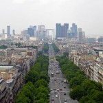 "La Defense" - Paris' Zeichen für die Zukunft