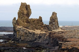 Svalpufa - diese Klippe ist ein berühmter Felsen des isländischen Dichters Kolbeinn. Hier wurde demnach ein Dichterstreit mit dem Teufel ausgetragen.
