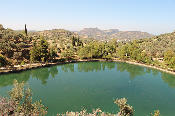 Gastrotipp: Taverne Limni am See Votomos in Zaros (Kreta)