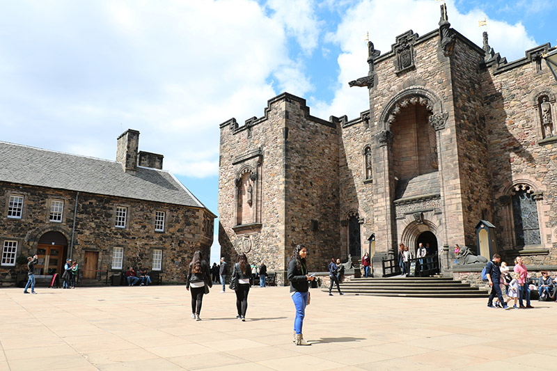 Innerer Hof der Zitadelle des Edinburgh Castle