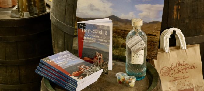 Buchvorstellung der Neuauflage von “Hopscotch 8 – Na h-Eileanan an lar – Die Äußeren Hebriden” mit Ansbachs Oberbürgermeister Thomas Deffner