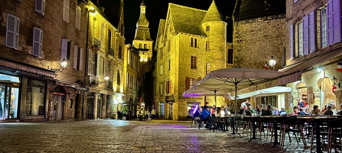 Bon week-end à Sarlat la Canéda!