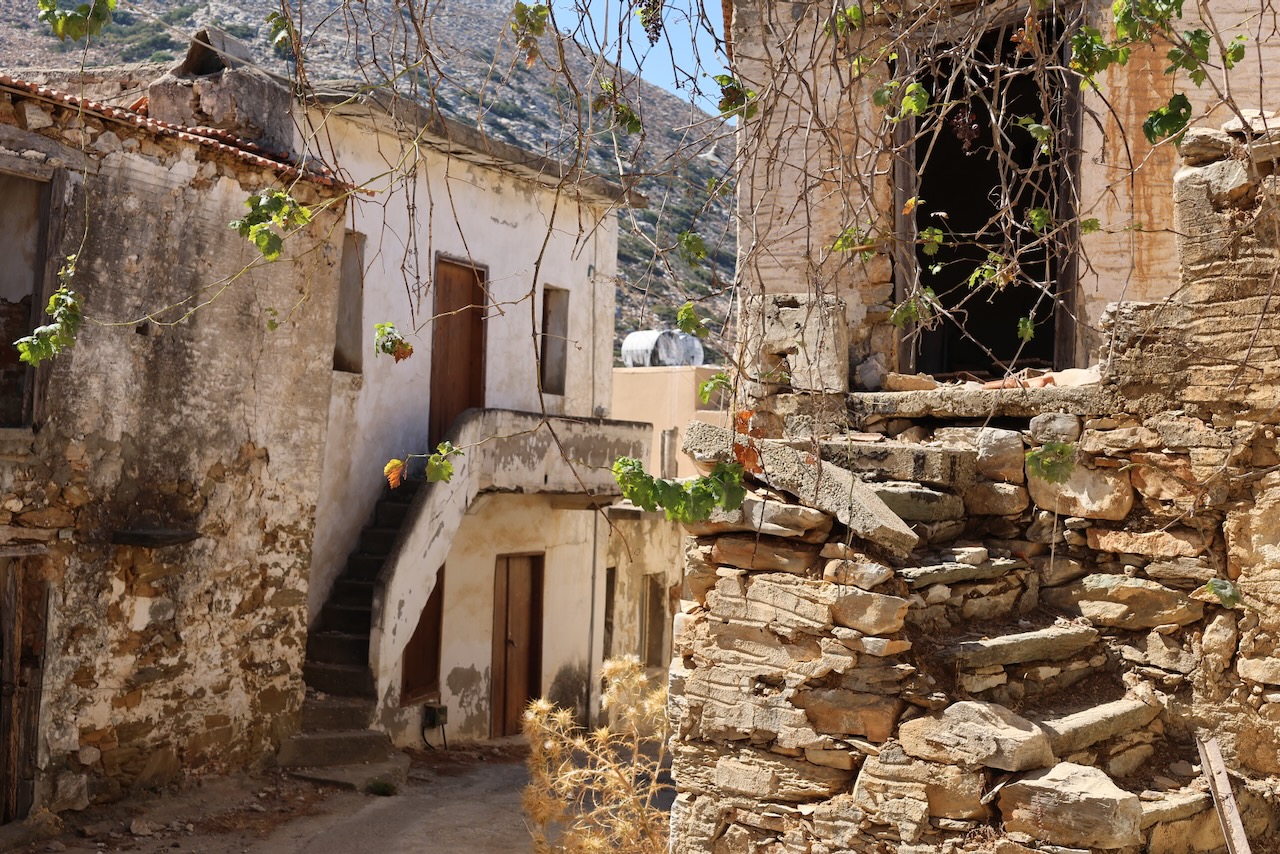 ACHLADA - ein „Lost Place“ bzw. das „Geisterdorf“ von Kreta, Foto © Hans-Martin Goede