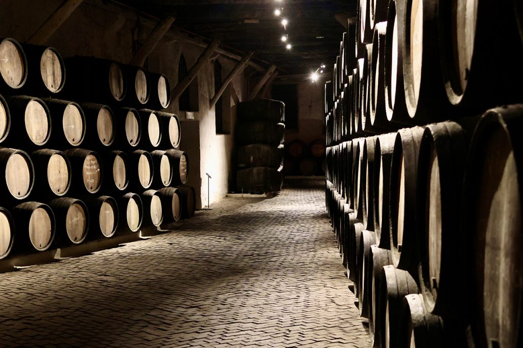 Blick in den Portweinkeller von Sandeman in Porto, Foto GOEDE